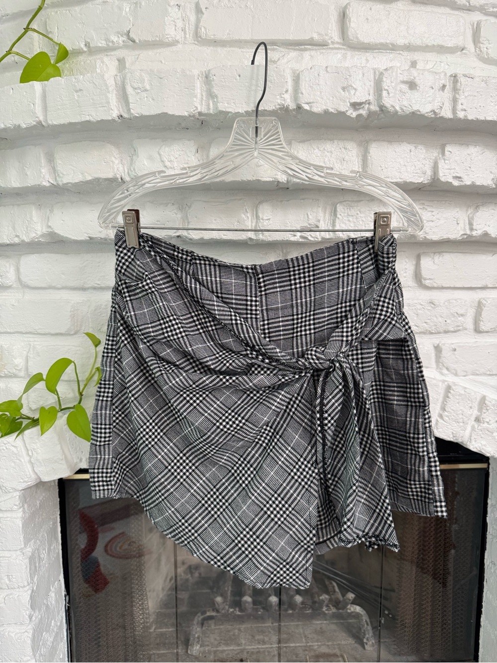 Black & White Plaid Tie-Waist Mini Skort